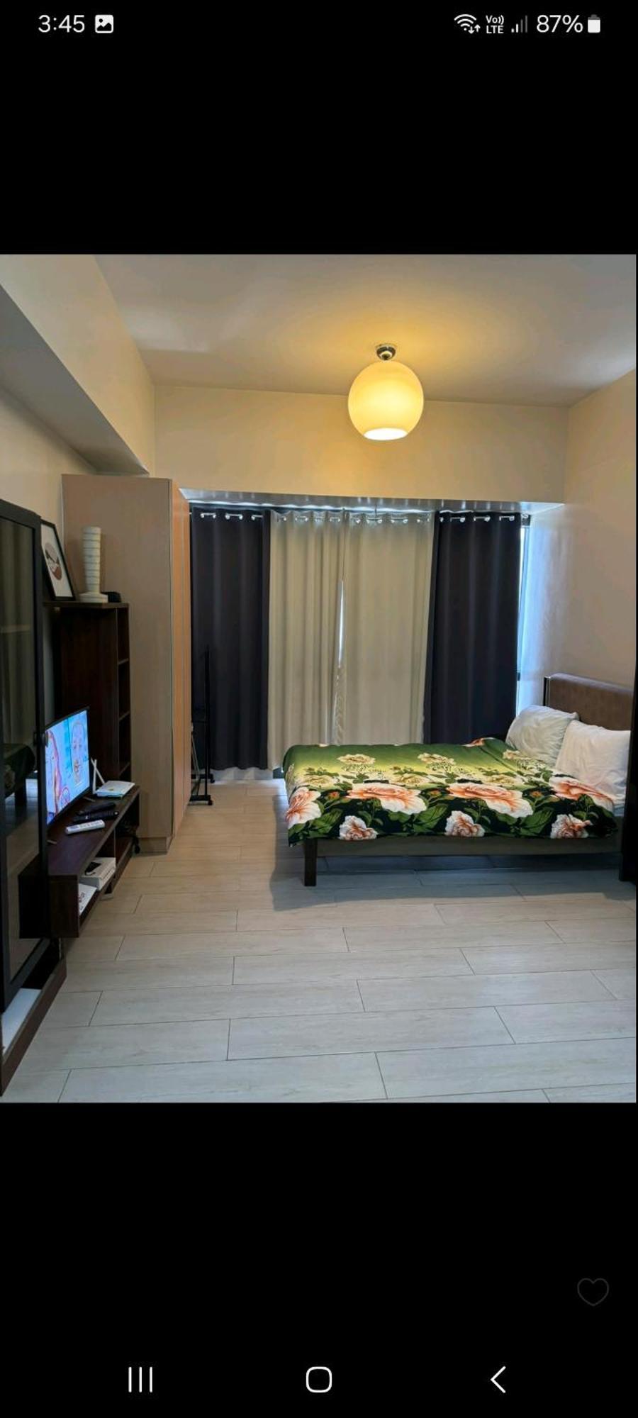 Henry'S Newport Condotel Pasay Exteriör bild